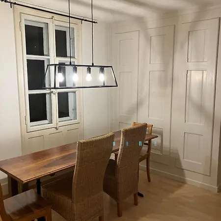 Apartment Very Old Simple Flat 60m2 Center Of Private Parking - Small Bathroom Burgdorf
