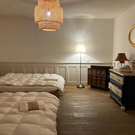 Apartment Very Old Simple Flat 60m2 Center Of Private Parking - Small Bathroom *