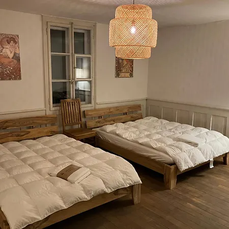 Very Old Simple Flat 60m2 Center Of Private Parking - Small Bathroom Burgdorf