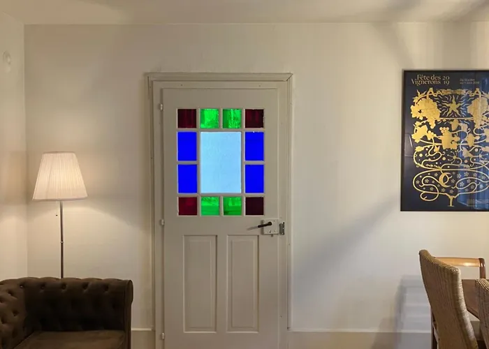 Old Rustic Simple Swiss Flat 60m2 Authentic Center Parking Small Bath Burgdorf